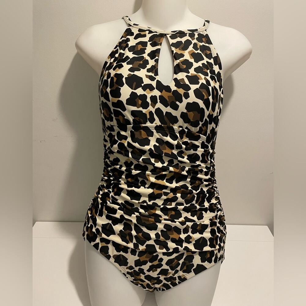 Ellen Tracy Brand One Piece Swimsuit Leopard Print Size 8 High Neck Keyhole